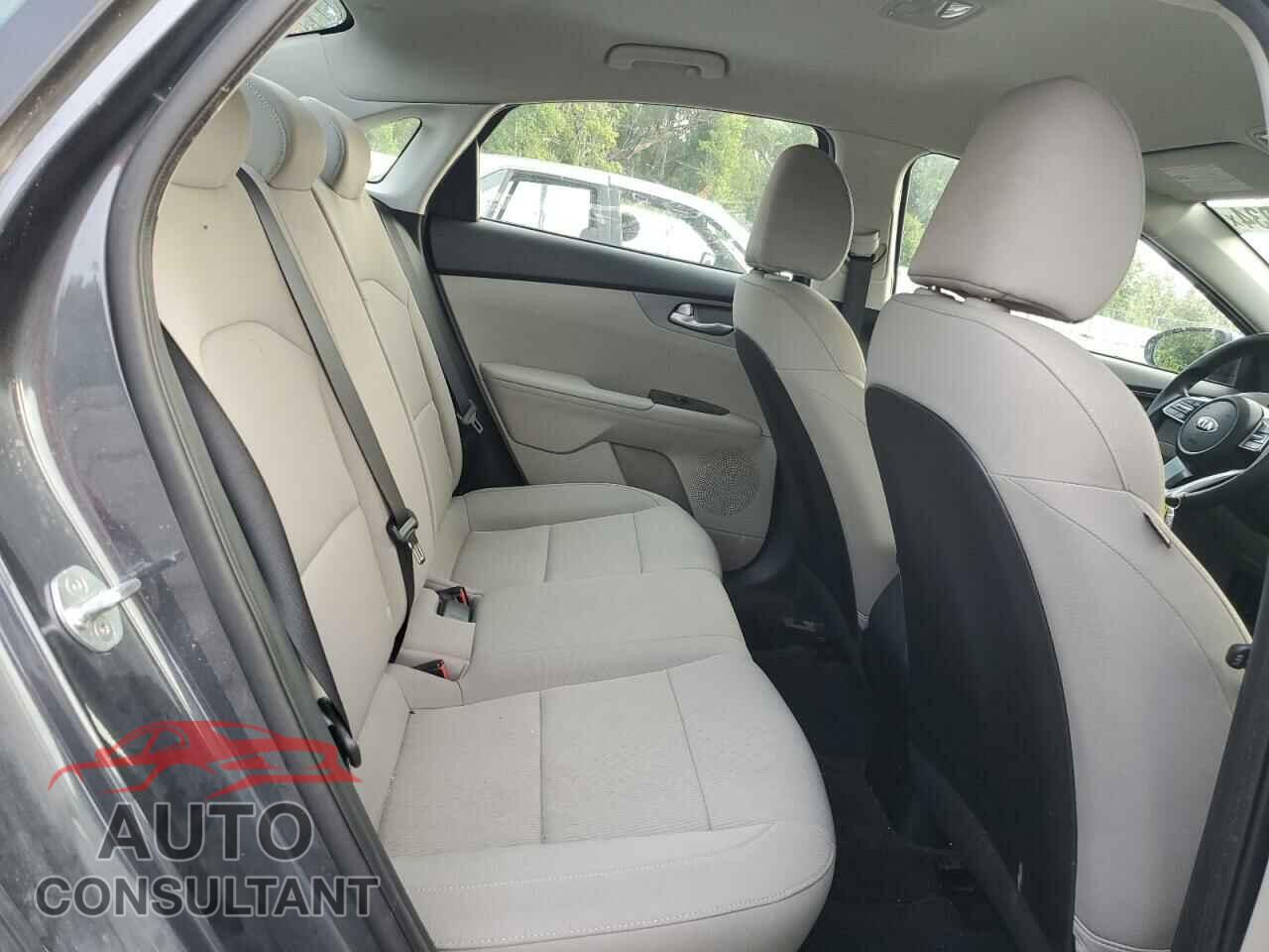 KIA FORTE 2020 - 3KPF24AD9LE220357