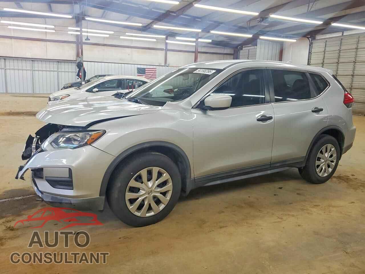NISSAN ROGUE 2017 - KNMAT2MT5HP537638