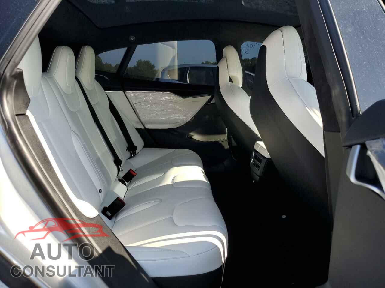 TESLA MODEL S 2017 - 5YJSA1E15HF203248