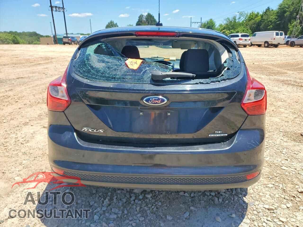FORD FOCUS 2014 - 1FADP3K27EL102940