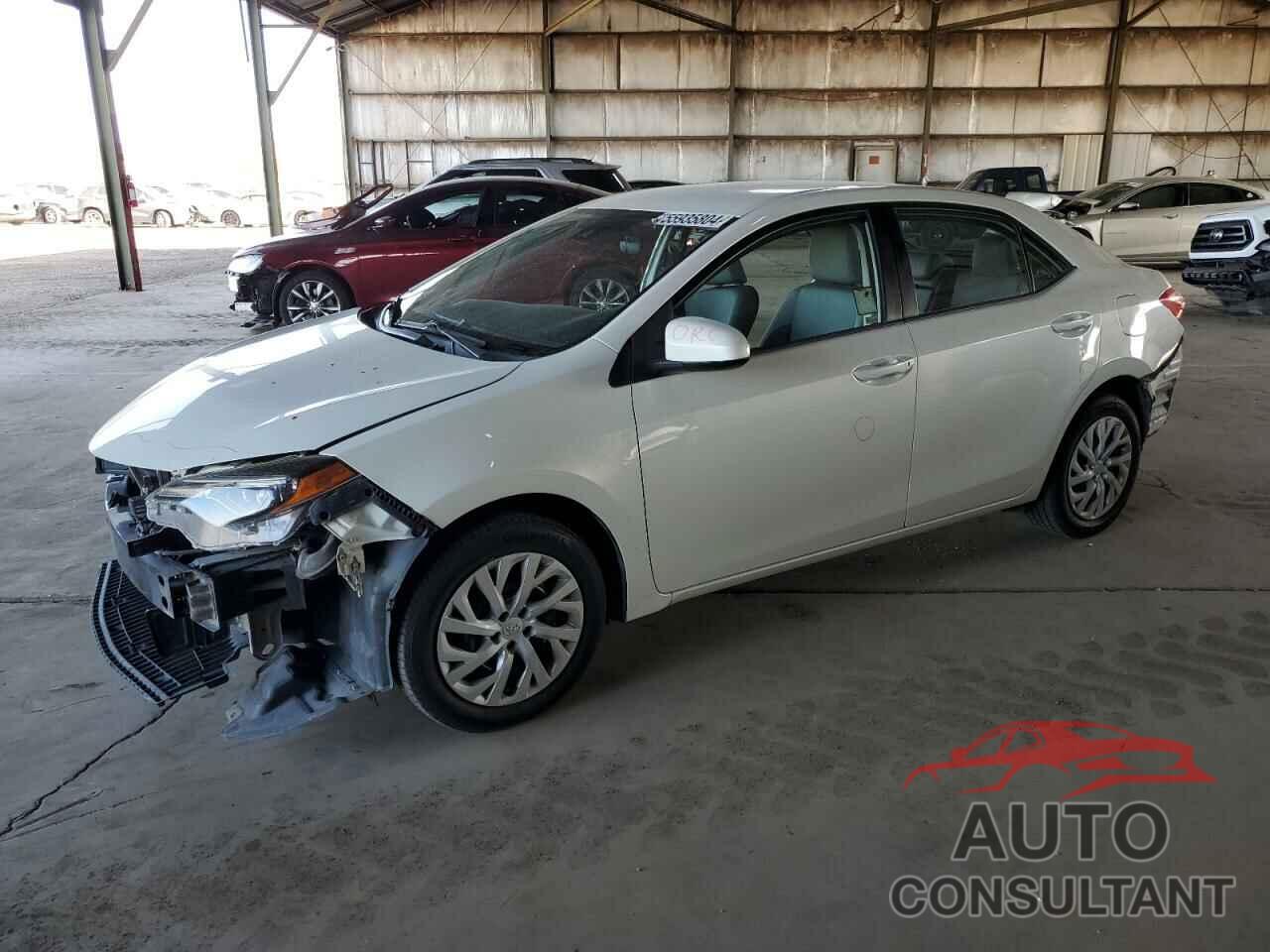 TOYOTA COROLLA 2018 - 5YFBURHE9JP797311
