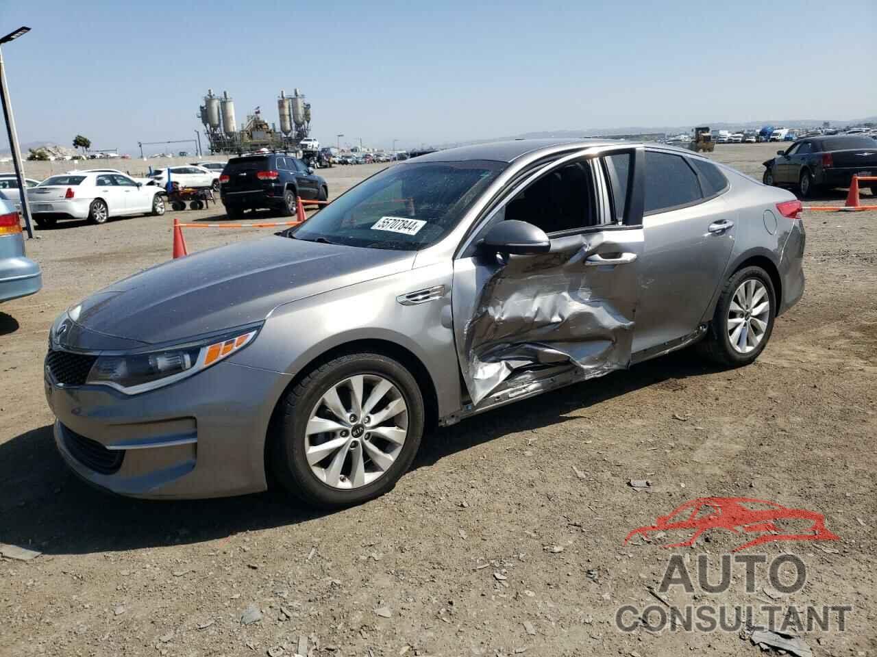 KIA OPTIMA 2018 - 5XXGT4L37JG264156