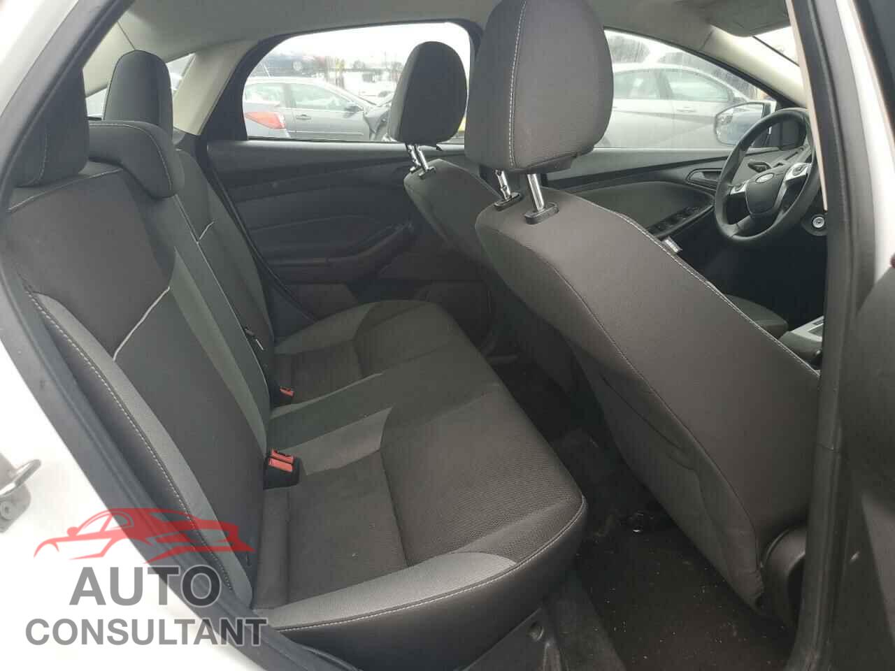 FORD FOCUS 2012 - 1FAHP3F2XCL386654