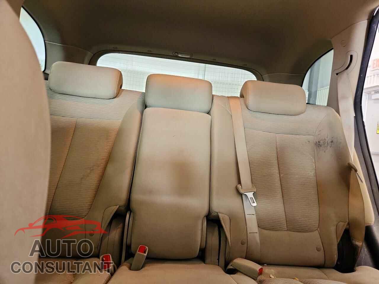 HYUNDAI SANTA FE 2009 - 5NMSG13DX9H257396