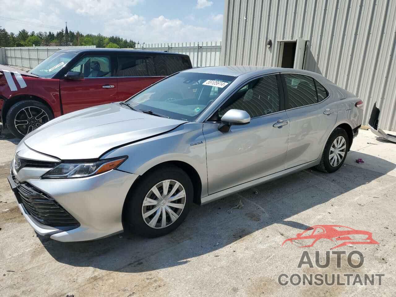 TOYOTA CAMRY 2018 - 4T1B31HK4JU001170