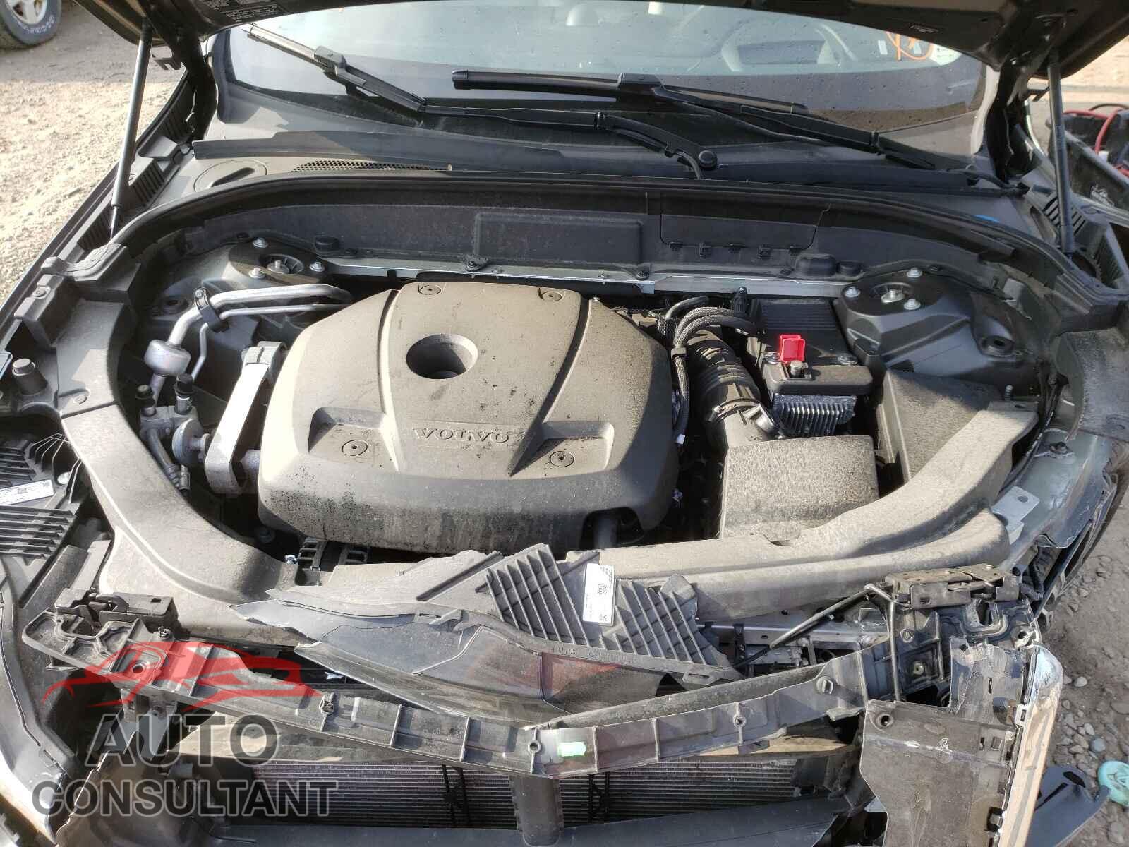 VOLVO XC60 2018 - YV4A22RL6J1002013