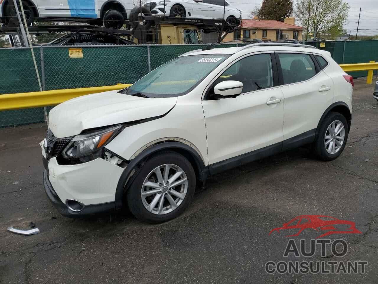 NISSAN ROGUE 2017 - JN1BJ1CP8HW024742