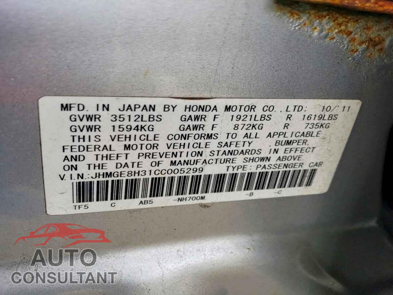 HONDA FIT 2012 - JHMGE8H31CC005299