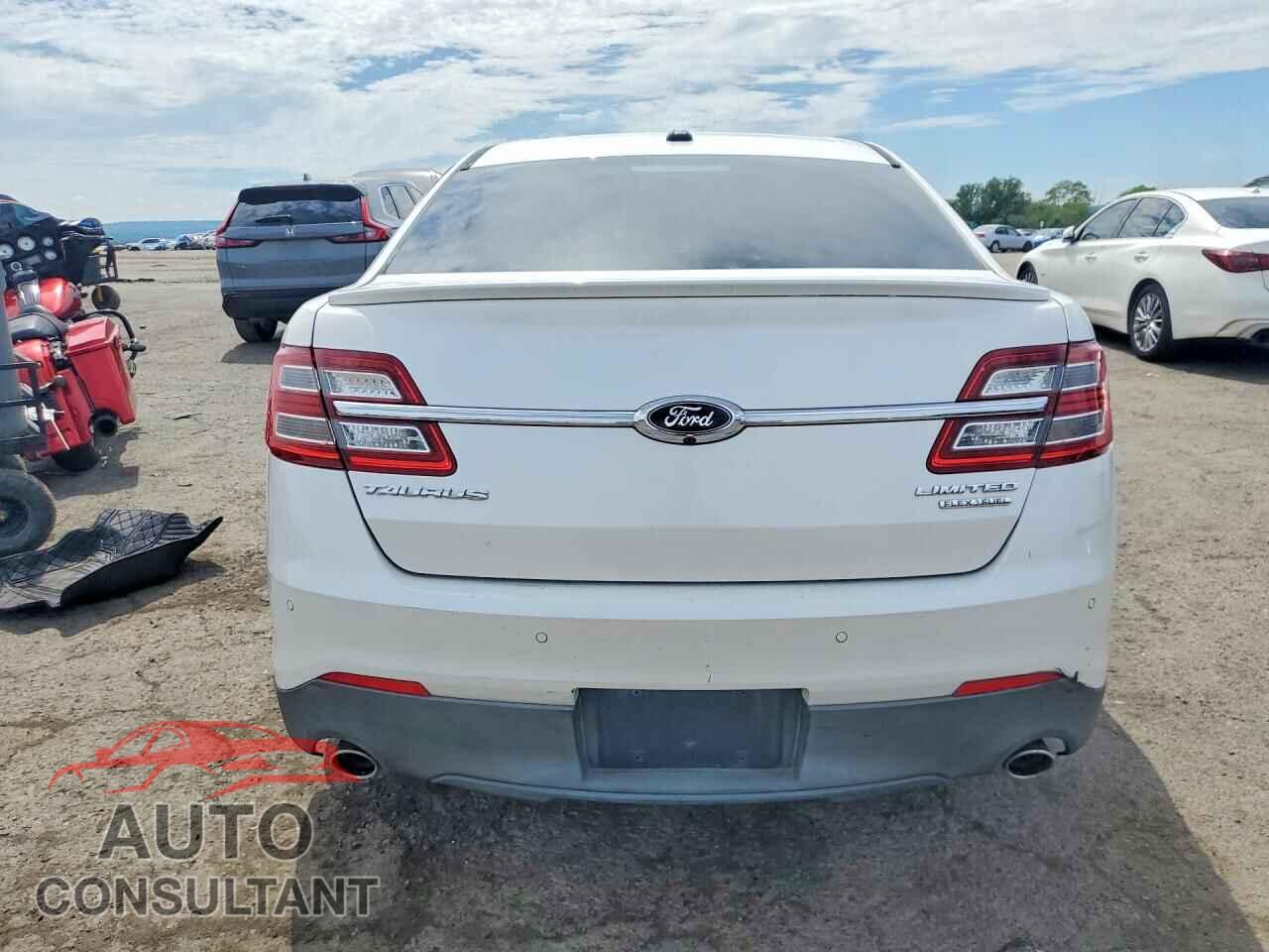 FORD TAURUS 2013 - 1FAHP2F83DG133300