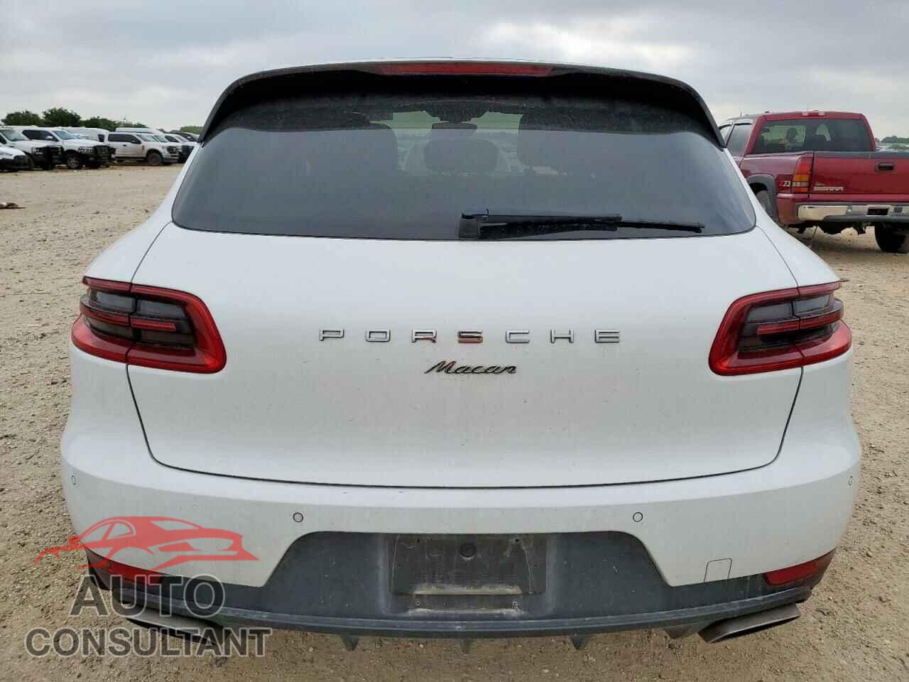 PORSCHE MACAN 2018 - WP1AA2A54JLB10197