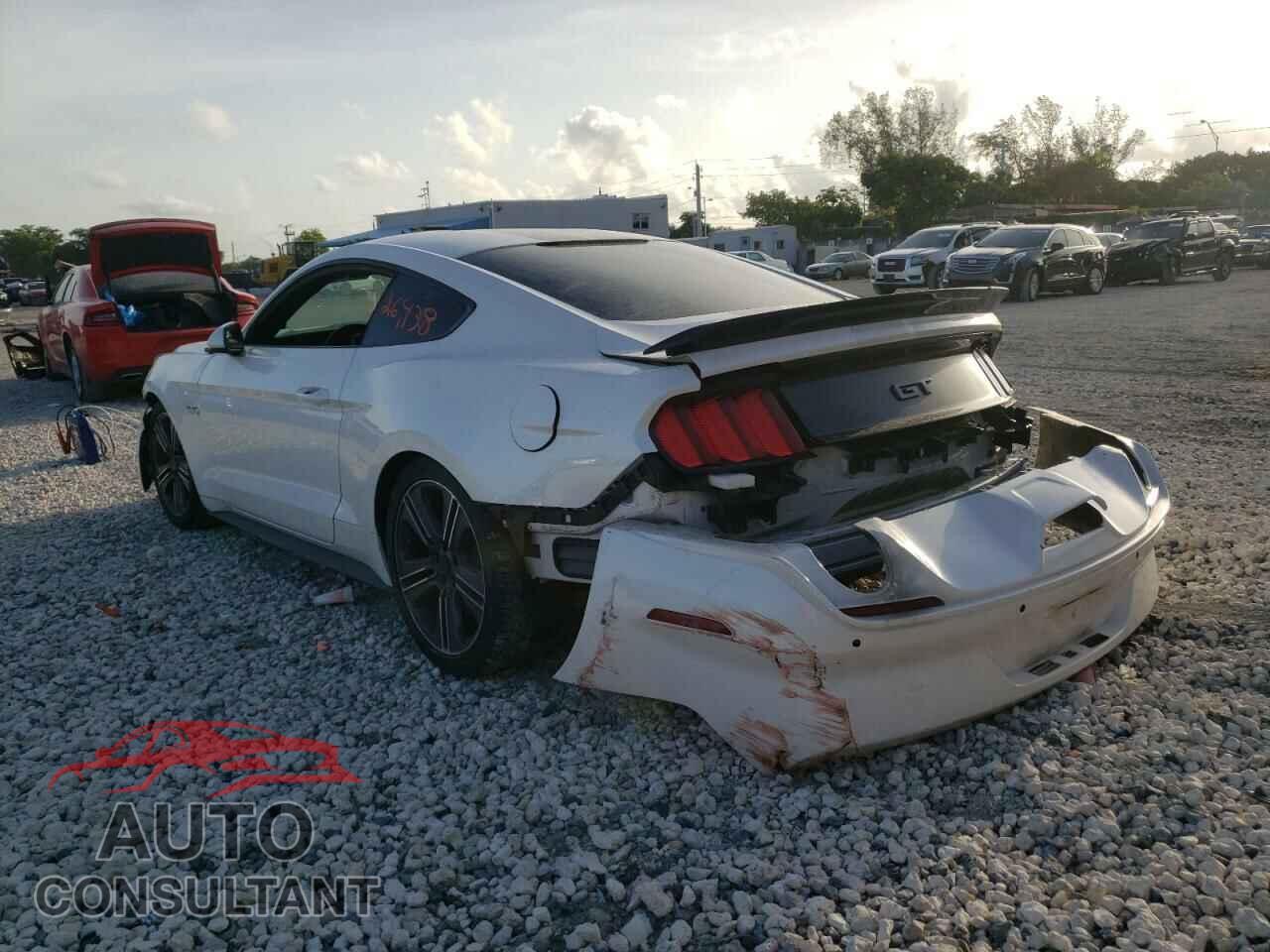 FORD MUSTANG 2017 - 1FA6P8CF7H5351609