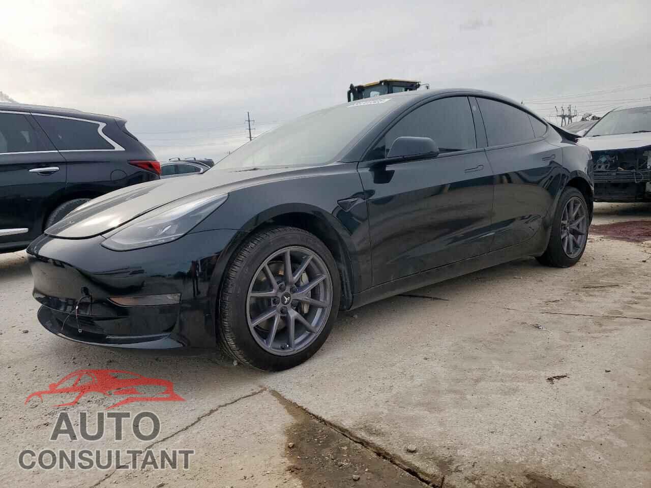 TESLA MODEL 3 2023 - 5YJ3E1EA7PF679282