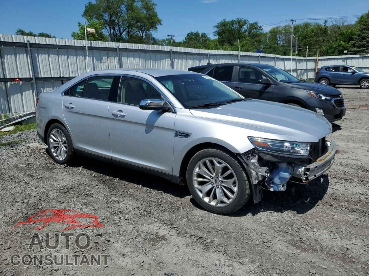 FORD TAURUS 2017 - 1FAHP2F81HG113049