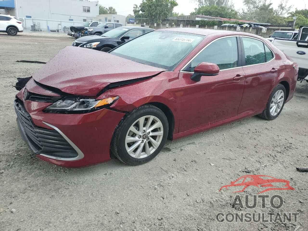 TOYOTA CAMRY 2021 - 4T1C11AK3MU475930