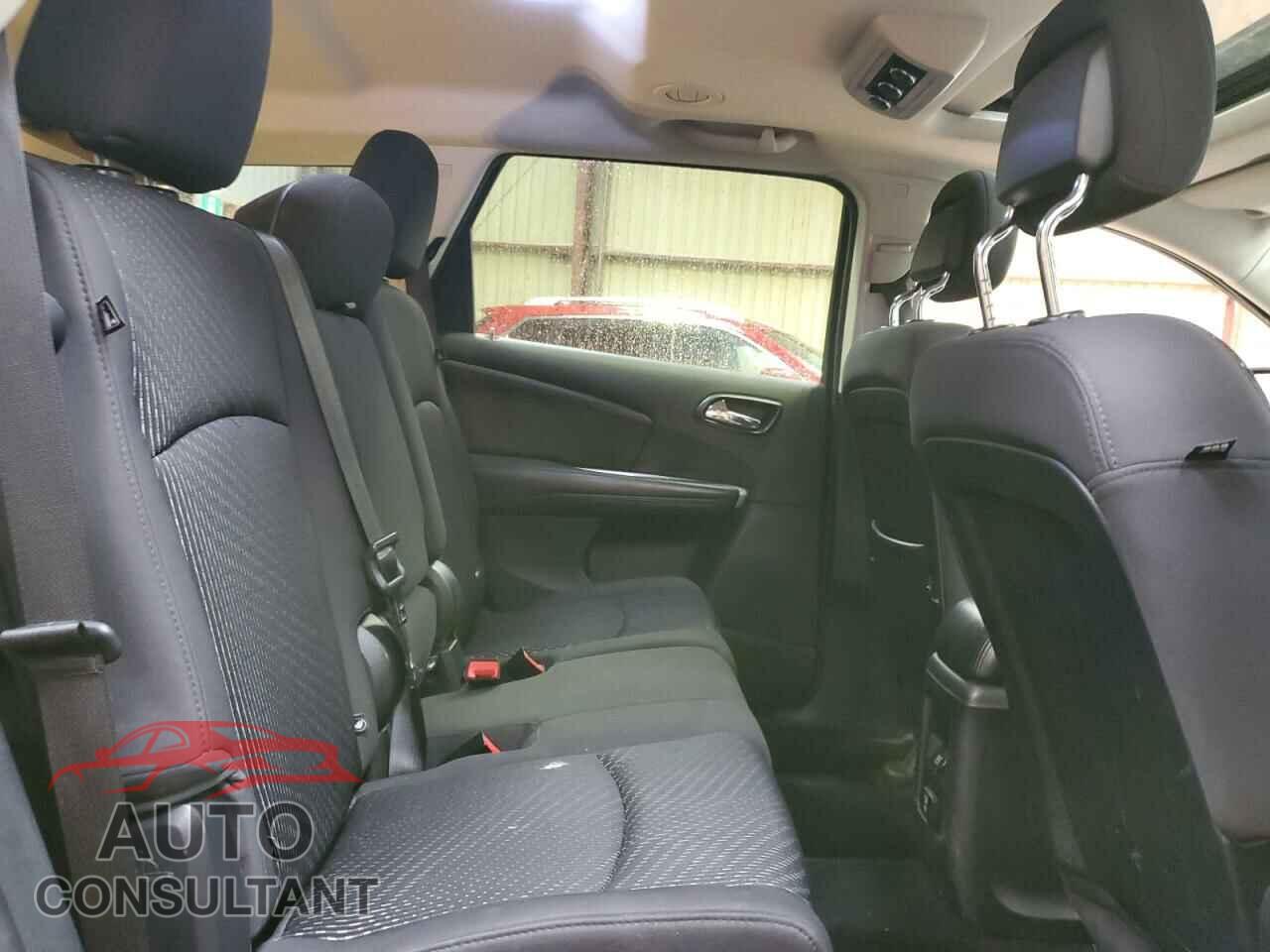 DODGE JOURNEY 2012 - 3C4PDCCG3CT339095