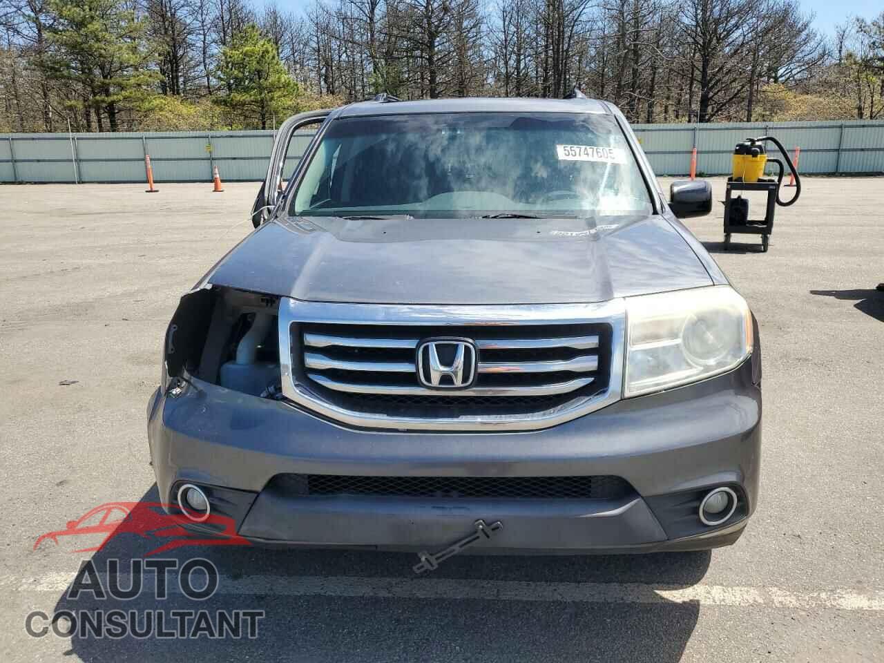 HONDA PILOT 2013 - 5FNYF4H59DB071245