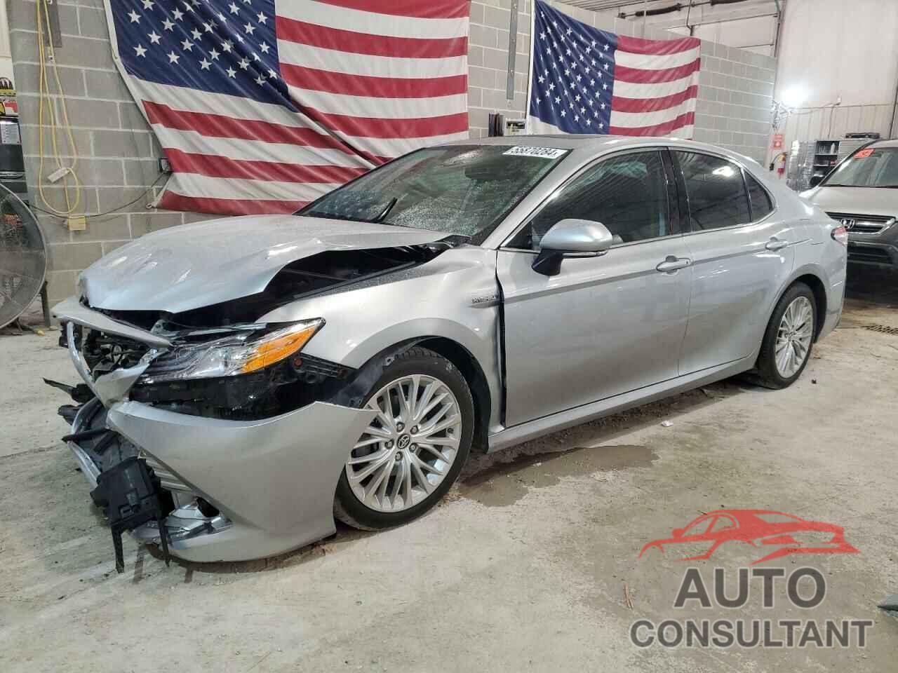 TOYOTA CAMRY 2019 - 4T1B21HK8KU013178