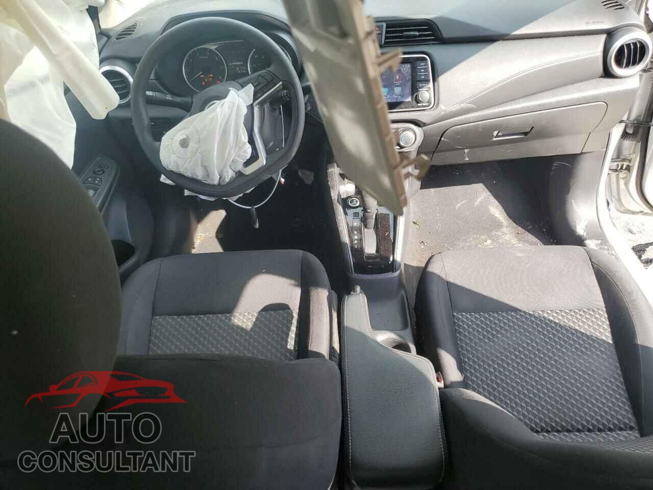 NISSAN VERSA 2021 - 3N1CN8DV9ML917985