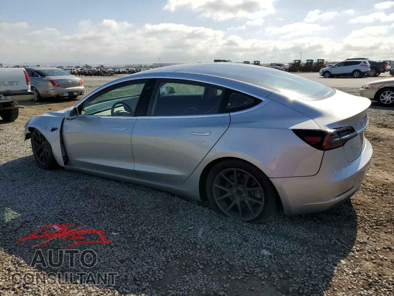 TESLA MODEL 3 2018 - 5YJ3E1EB0JF091336