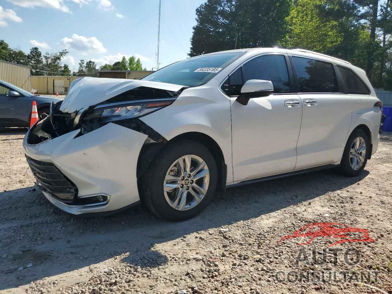 TOYOTA SIENNA 2025 - 5TDZRKEC9SS226758