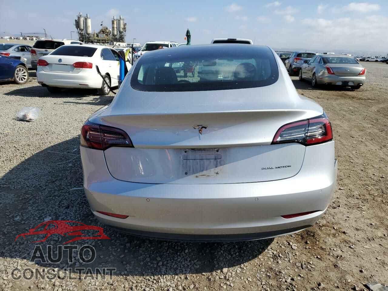 TESLA MODEL 3 2018 - 5YJ3E1EB0JF091336