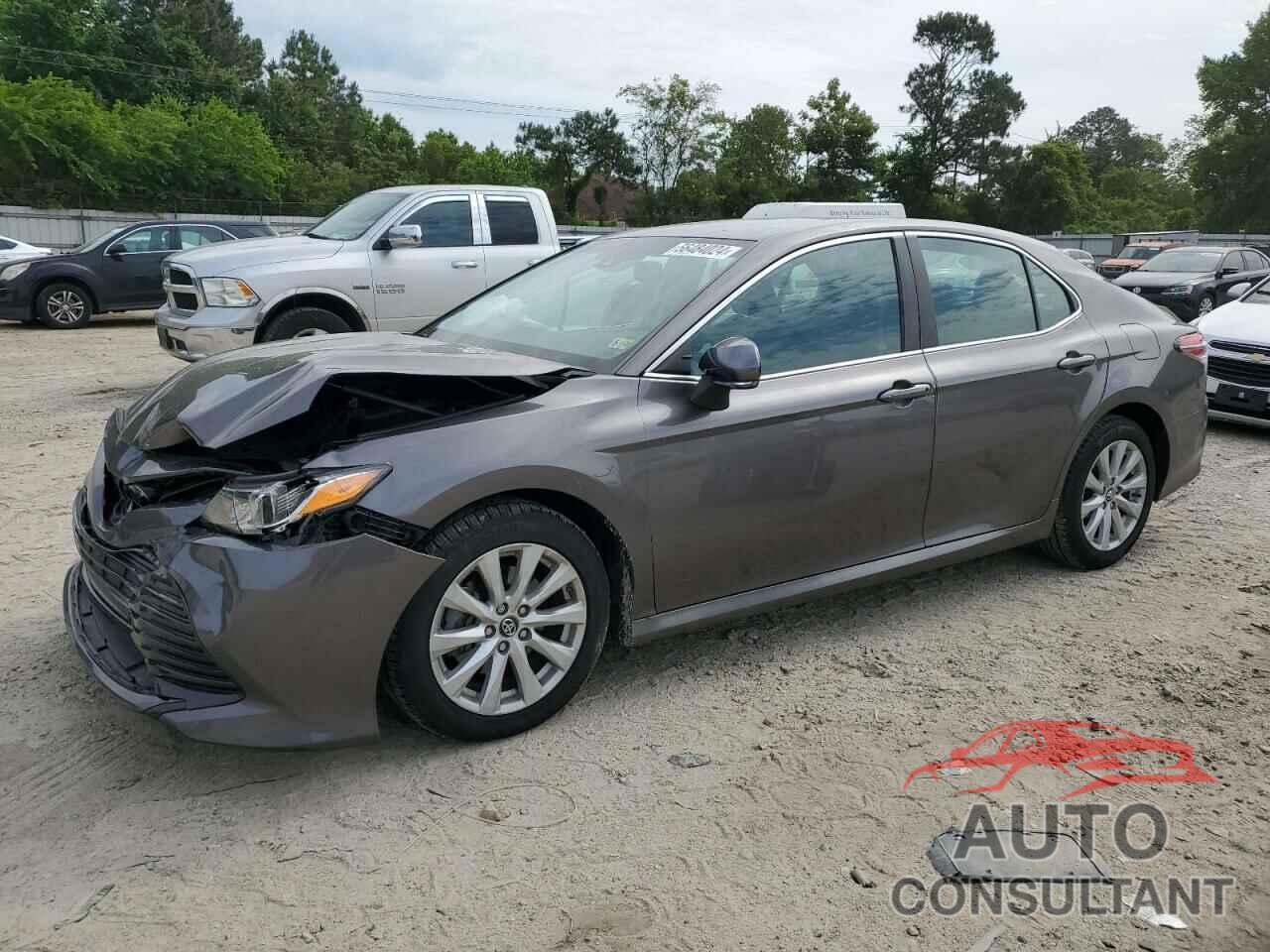 TOYOTA CAMRY 2018 - 4T1B11HK2JU085348
