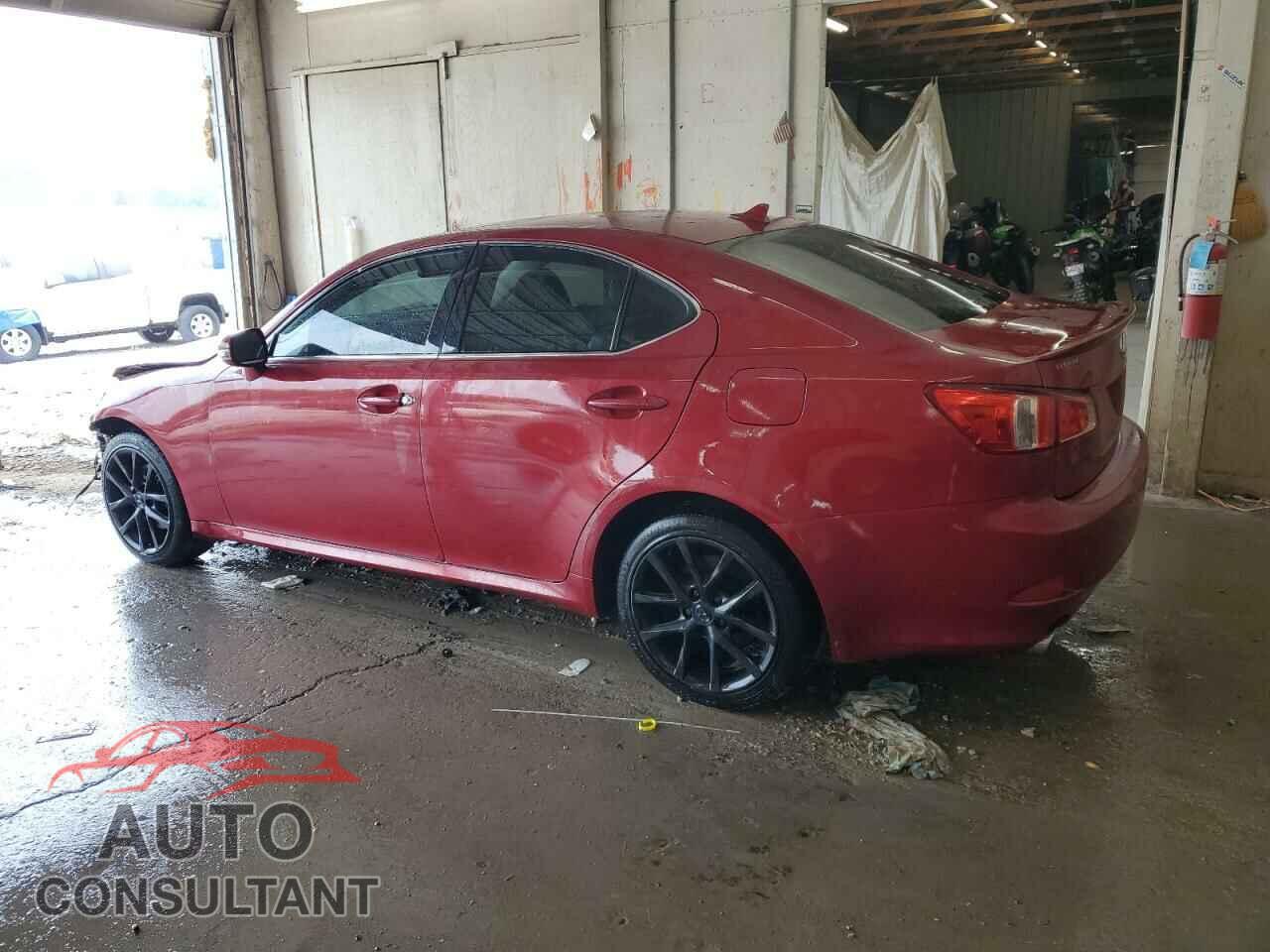 LEXUS IS 2011 - JTHCF5C29B5046176