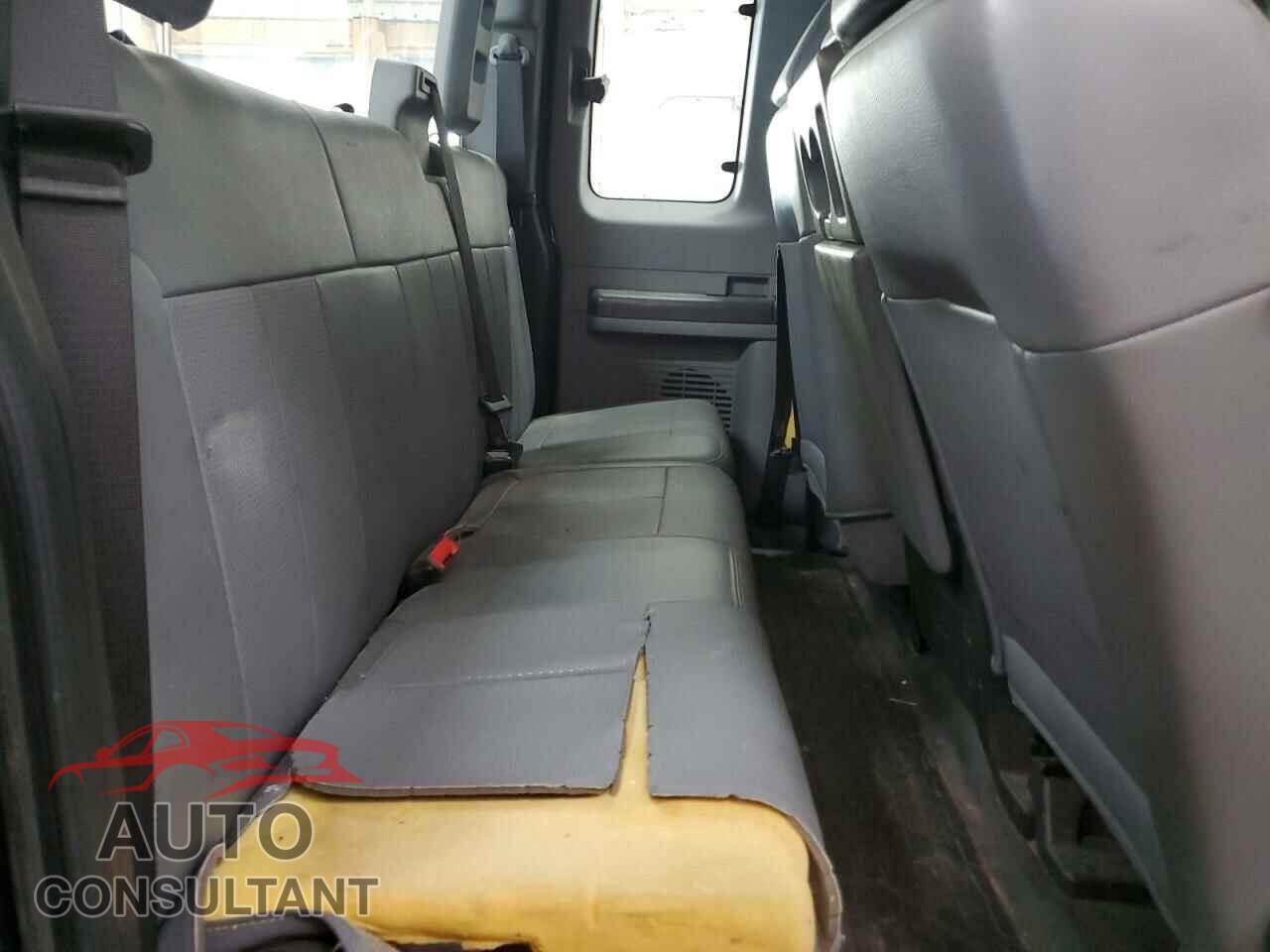 FORD F250 2011 - 1FT7X2B62BEA70452