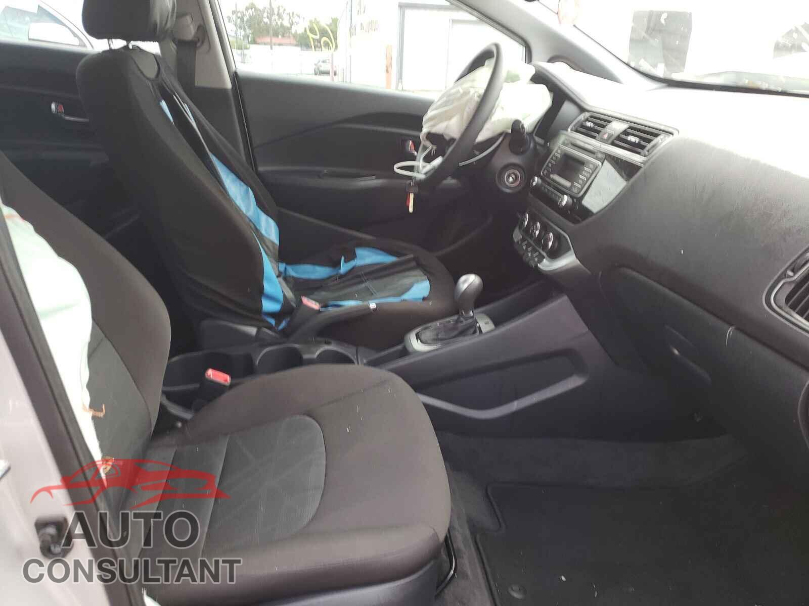 KIA RIO 2017 - KNADM4A33H6050757