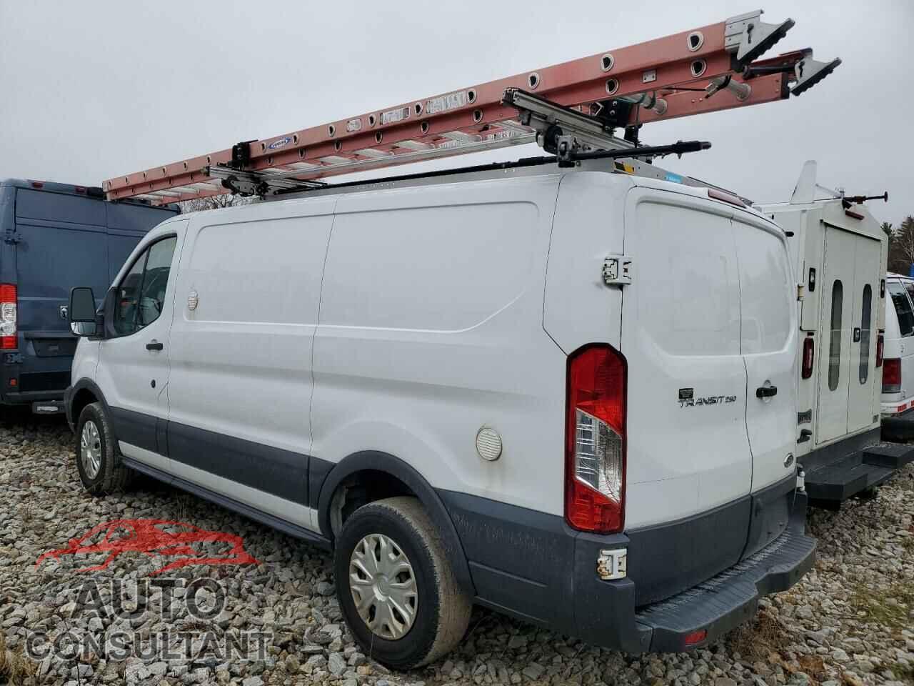 FORD TRANSIT 2018 - 1FTYR1YMXJKB25843
