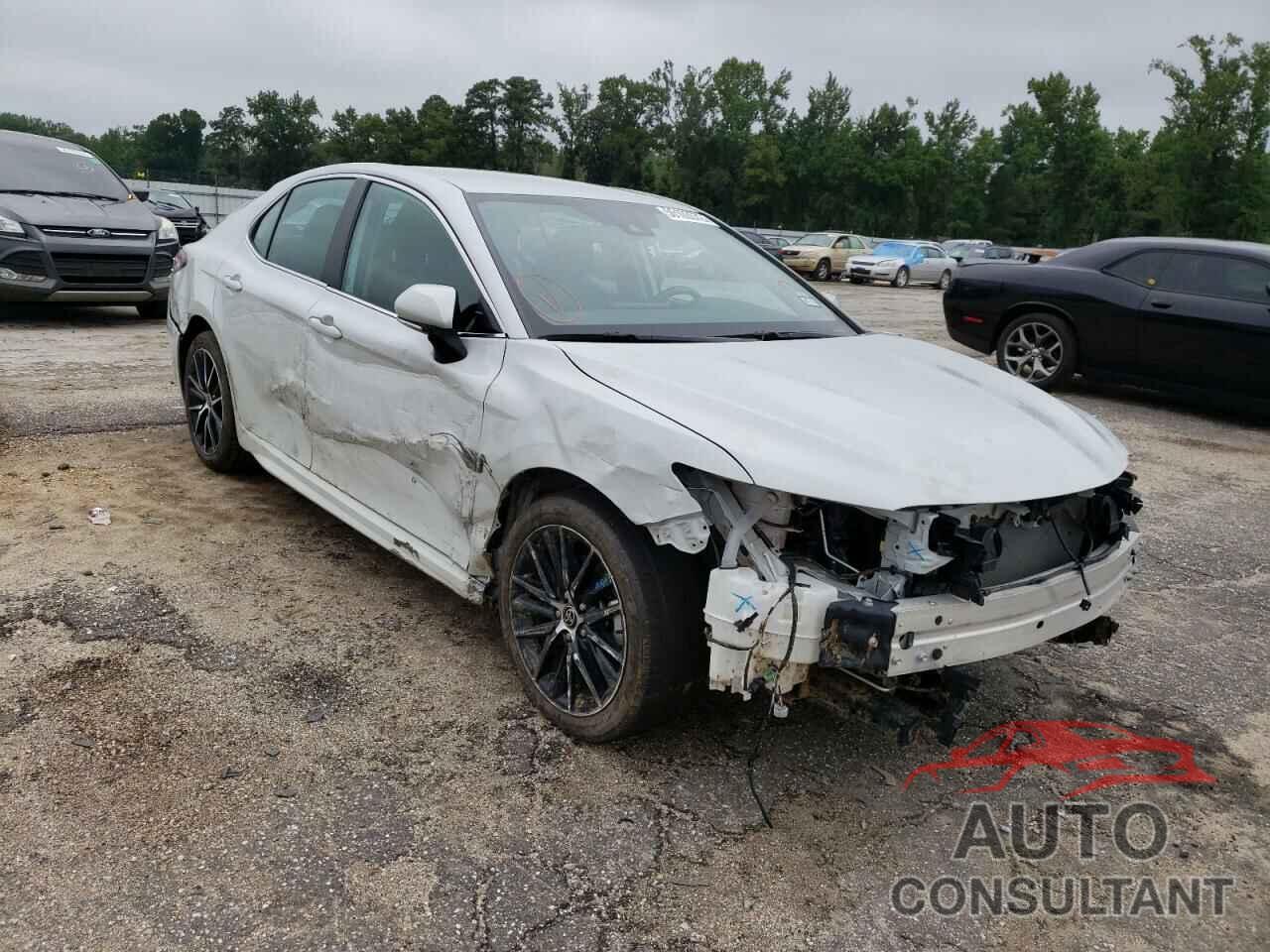 TOYOTA CAMRY 2022 - 4T1G11AK1NU003292