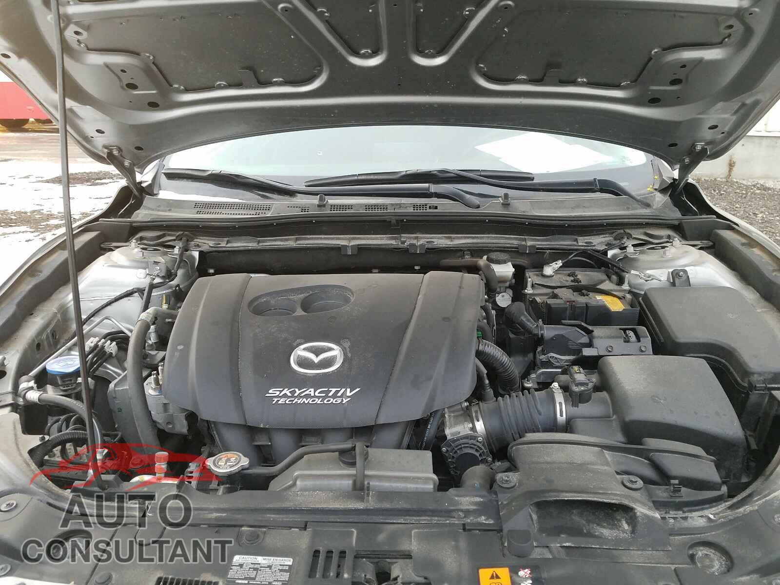 MAZDA 3 2016 - 3MZBM1L73GM315519