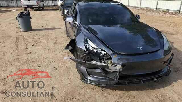 TESLA MODEL 3 2019 - 5YJ3E1EA2KF464191