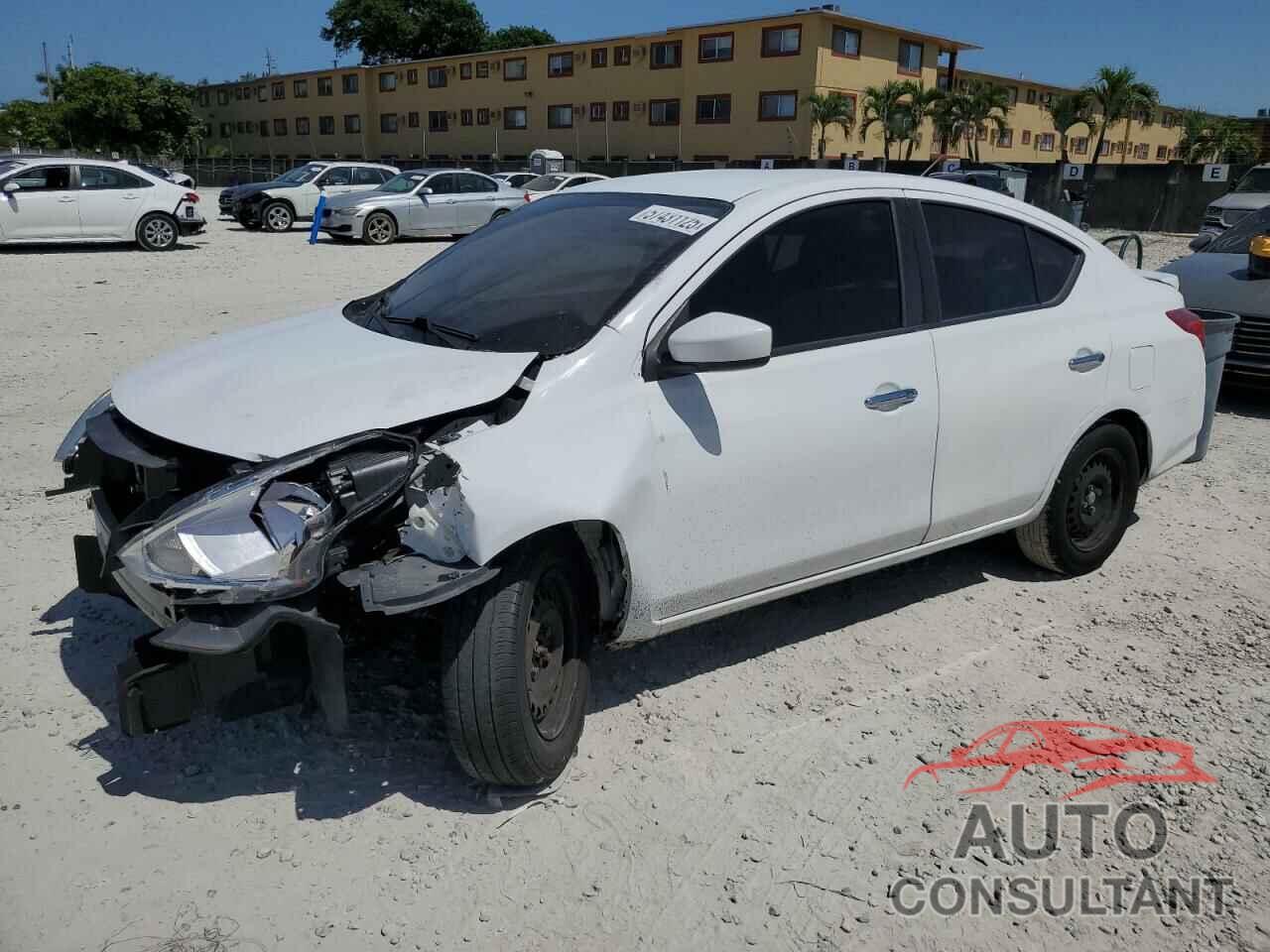 NISSAN VERSA 2019 - 3N1CN7APXKL846132