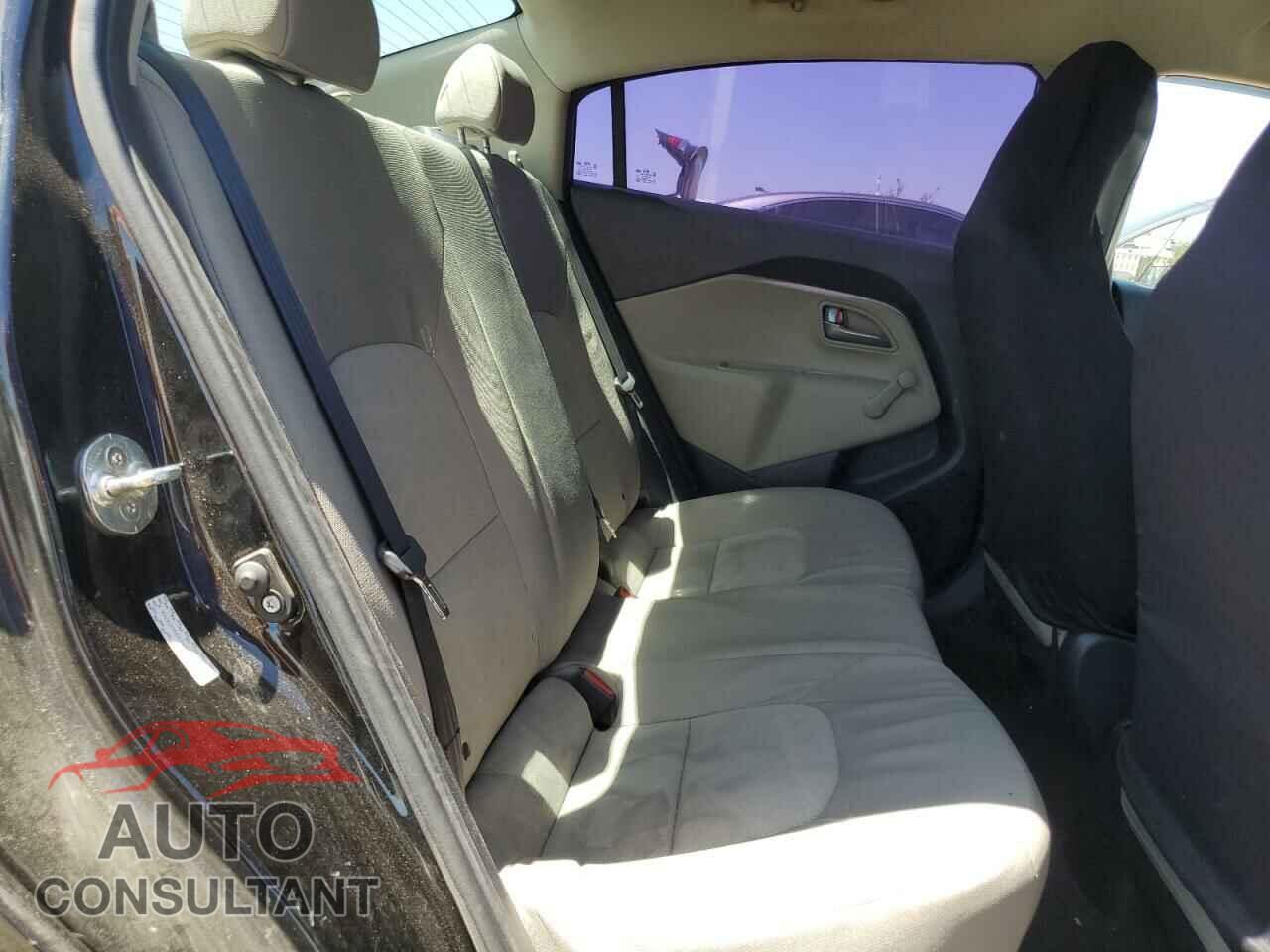 KIA RIO 2015 - KNADM4A39F6529410