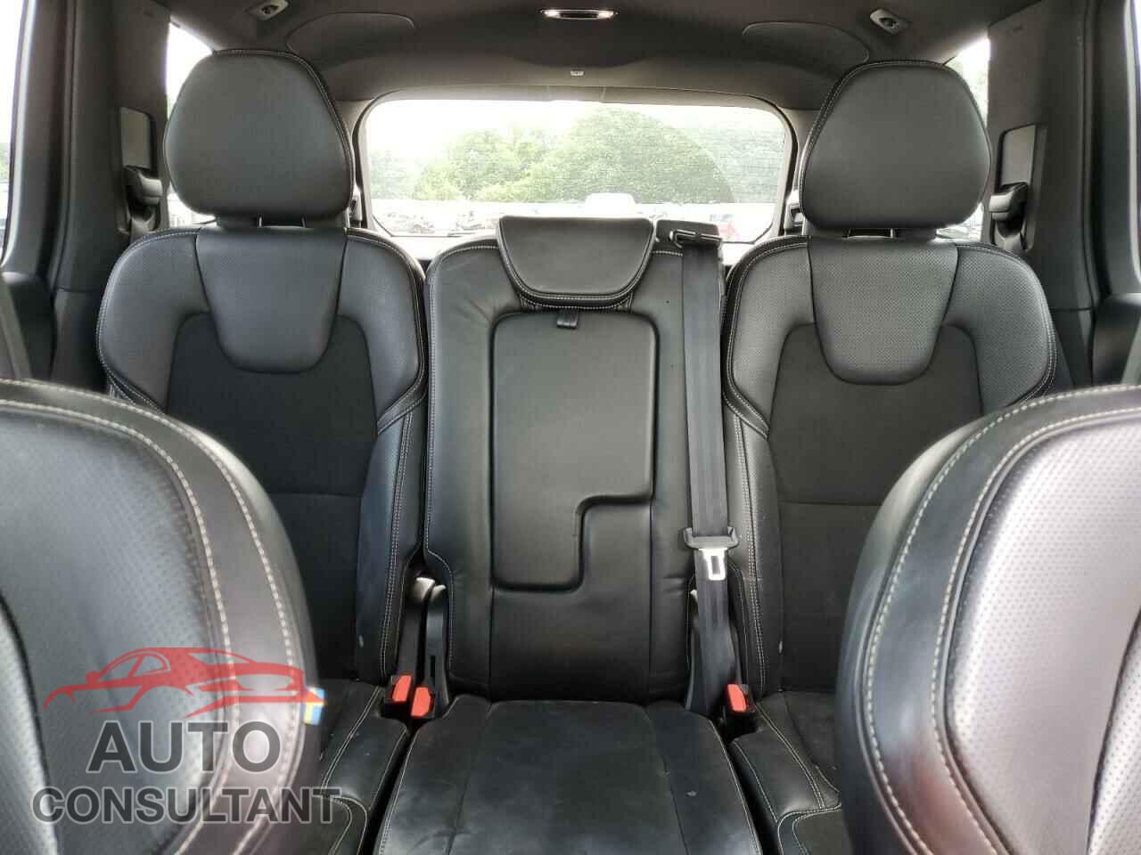 VOLVO XC90 2016 - YV4A22PM9G1049234