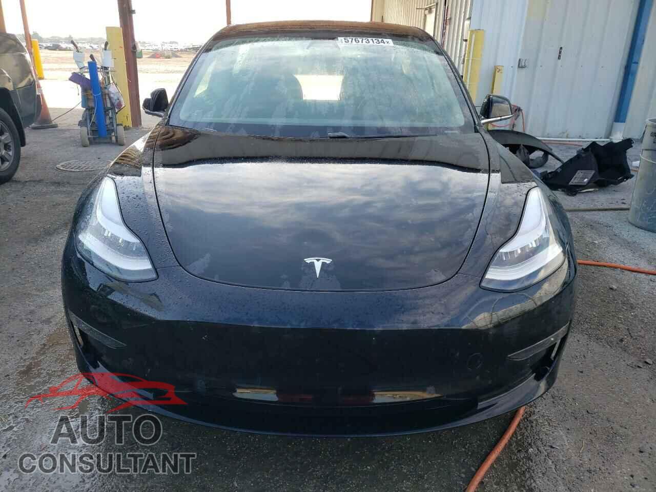 TESLA MODEL 3 2019 - 5YJ3E1EA3KF296867