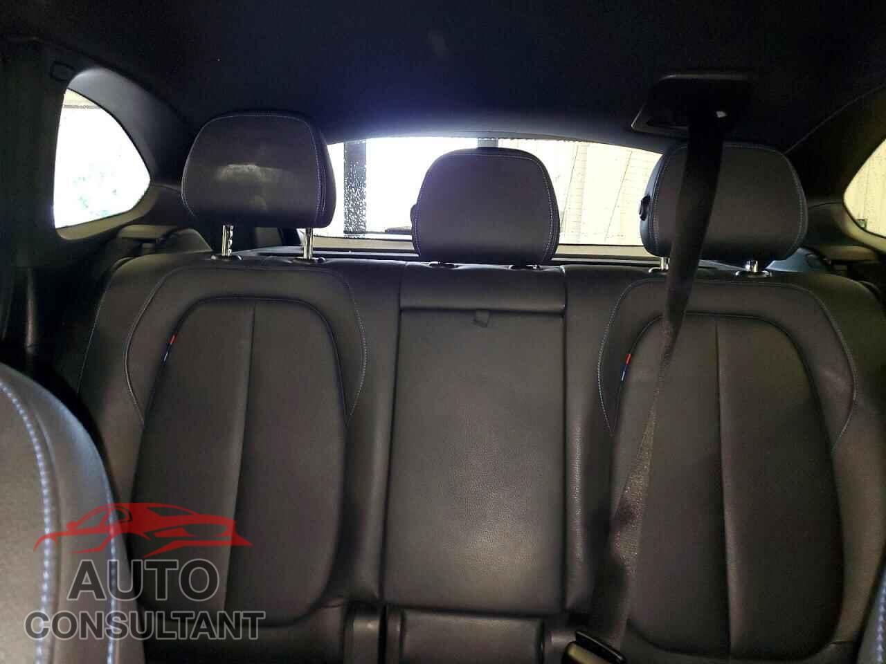 BMW X1 2017 - WBXHT3C36H5F71207