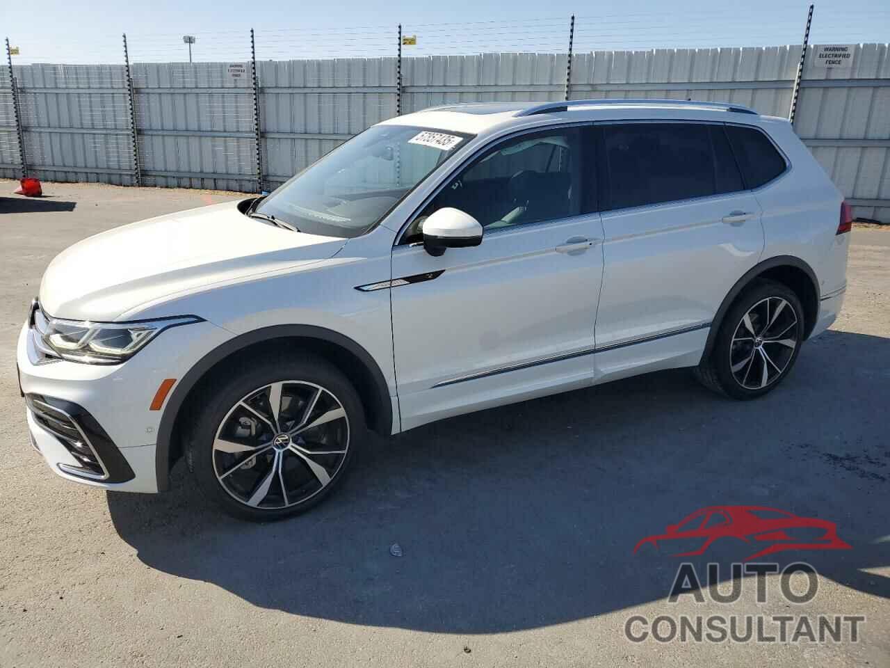 VOLKSWAGEN TIGUAN 2022 - 3VV4B7AX7NM119640