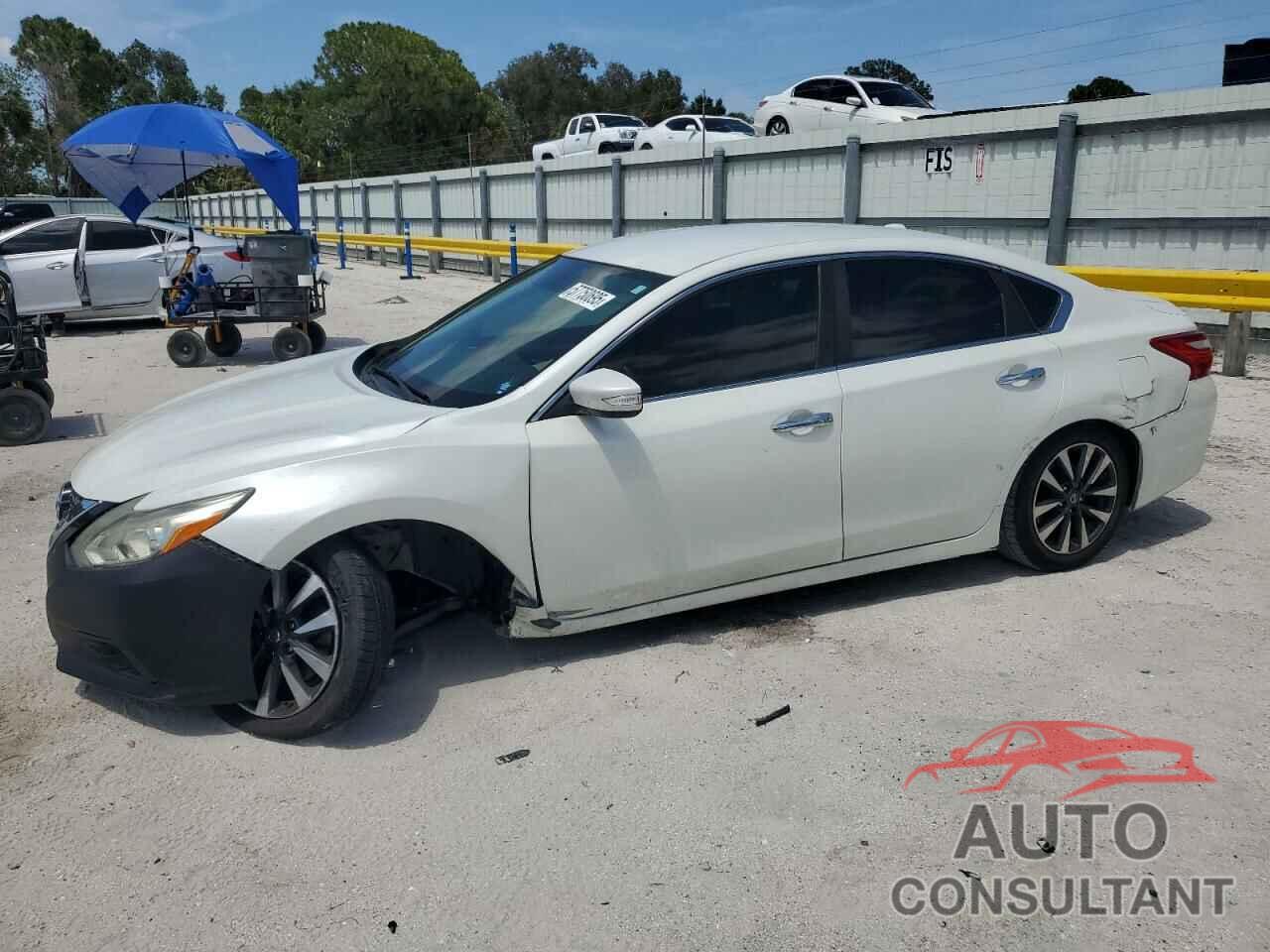 NISSAN ALTIMA 2017 - 1N4AL3AP5HC162375