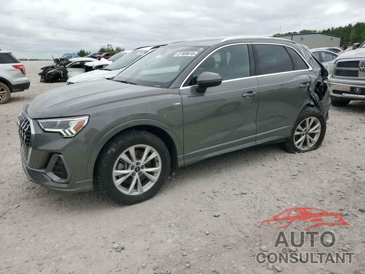 AUDI Q3 2021 - WA1EECF35M1056777