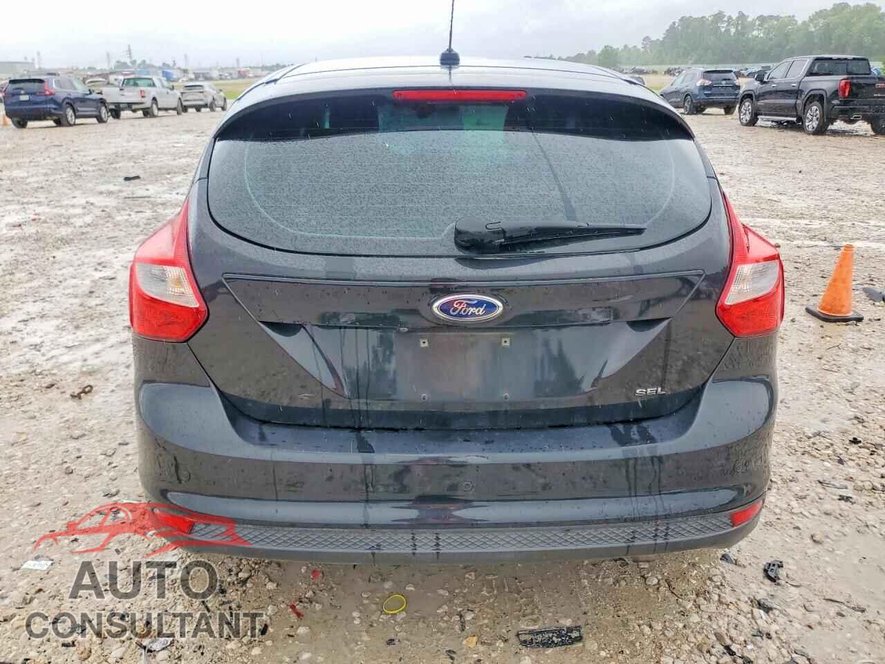 FORD FOCUS 2012 - 1FAHP3M20CL342911