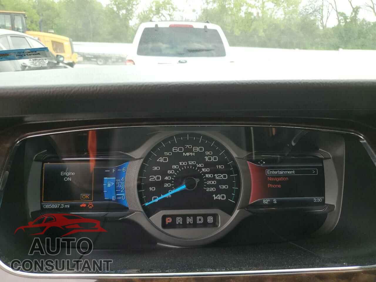 FORD TAURUS 2017 - 1FAHP2J88HG128364