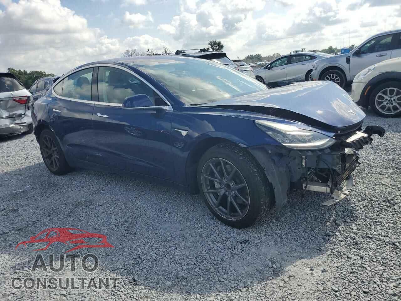 TESLA MODEL 3 2018 - 5YJ3E1EA8JF008971