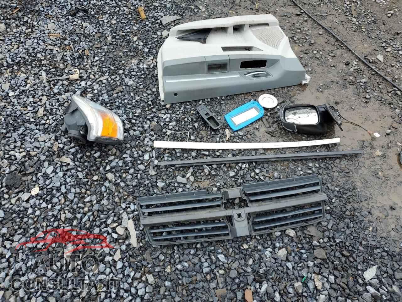 DODGE CARAVAN 2010 - 2D4RN4DE2AR238478