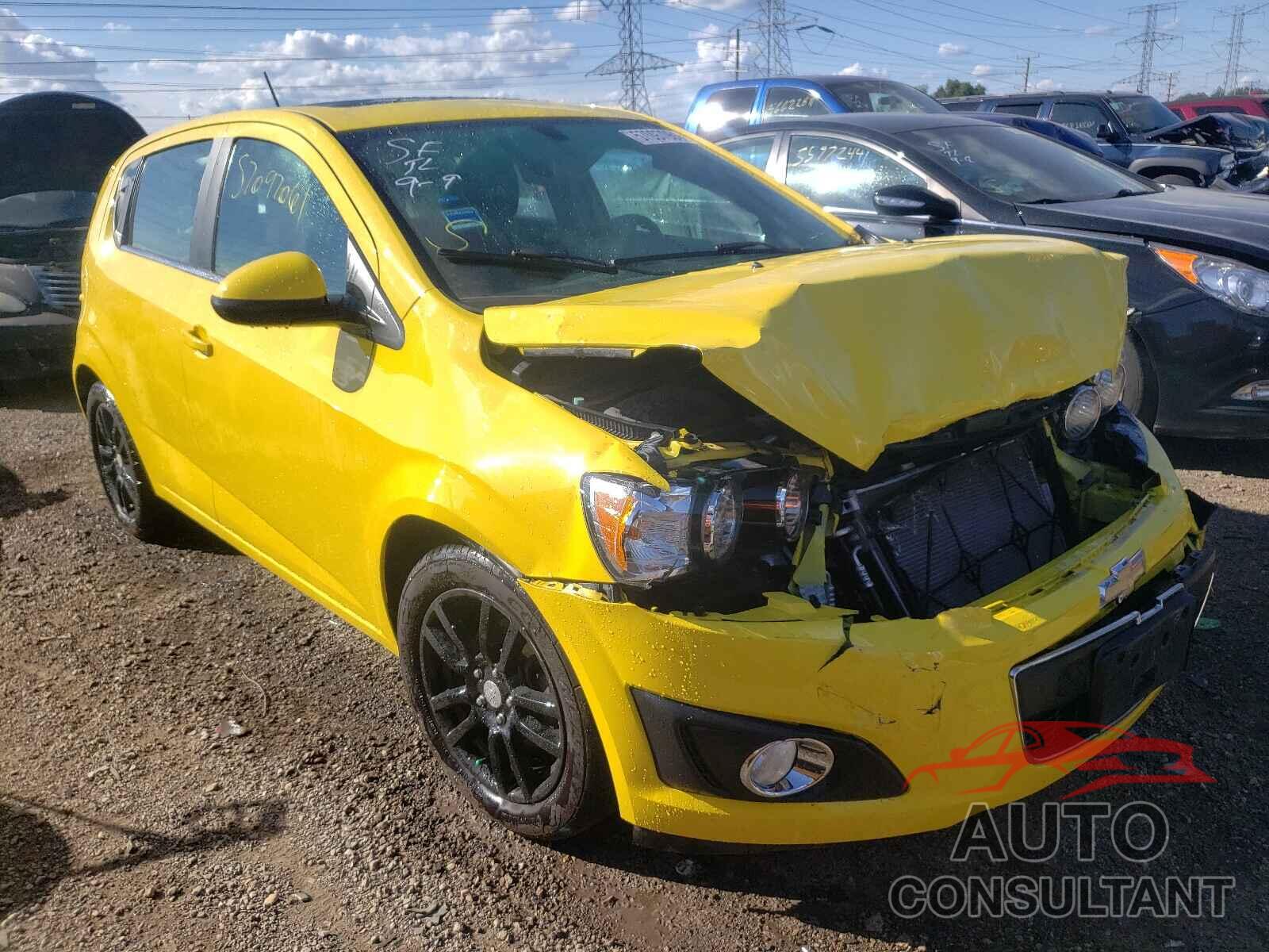 CHEVROLET SONIC 2016 - 1G1JC6SH4G4110496