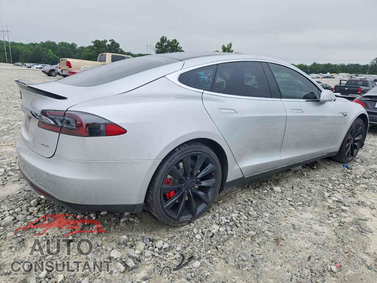 TESLA MODEL S 2014 - 5YJSA1H18EFP31745