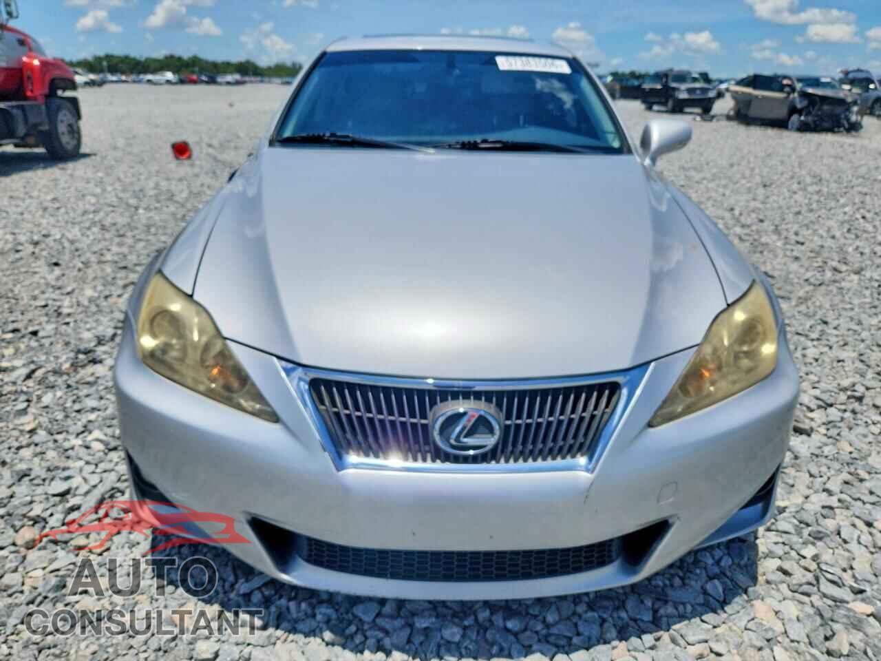 LEXUS IS 2012 - JTHBF5C2XC5170504