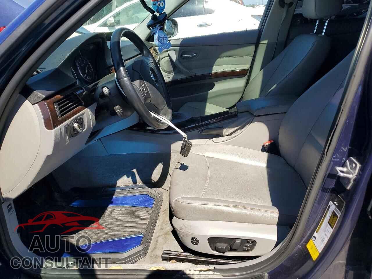 BMW 3 SERIES 2011 - WBAPH5G54BNM79192