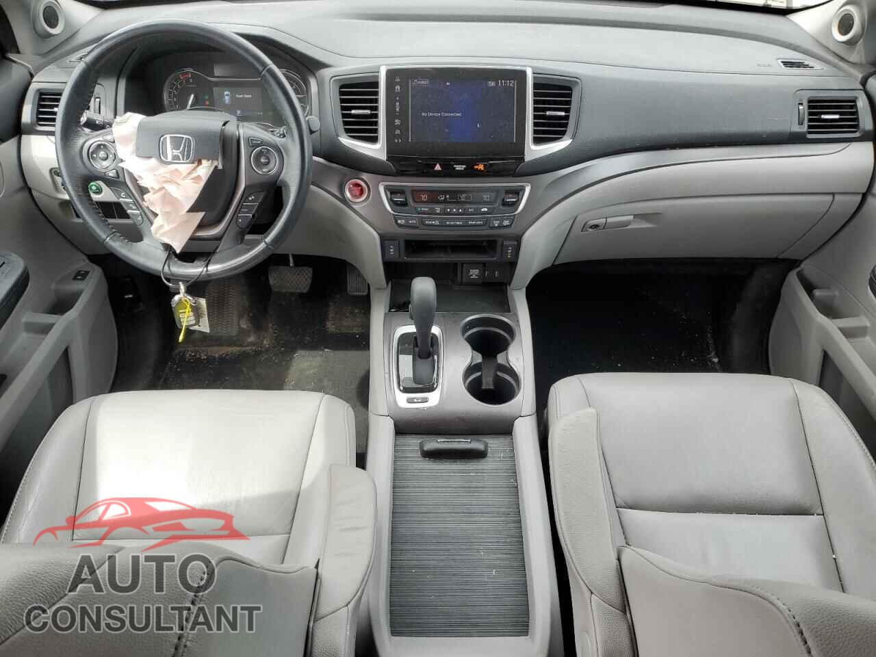 HONDA PILOT 2017 - 5FNYF6H52HB065014